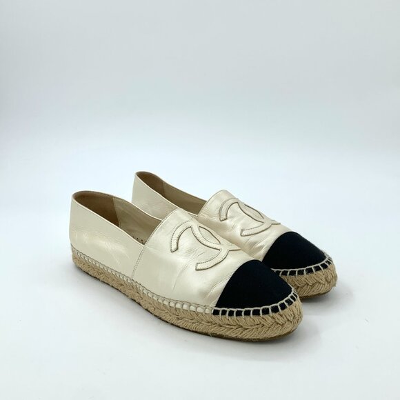 H12169 Chanel Size 38 Colorblock Round Toe Braided Slip-On Fisherman Shoes Pleat - Picture 2 of 9